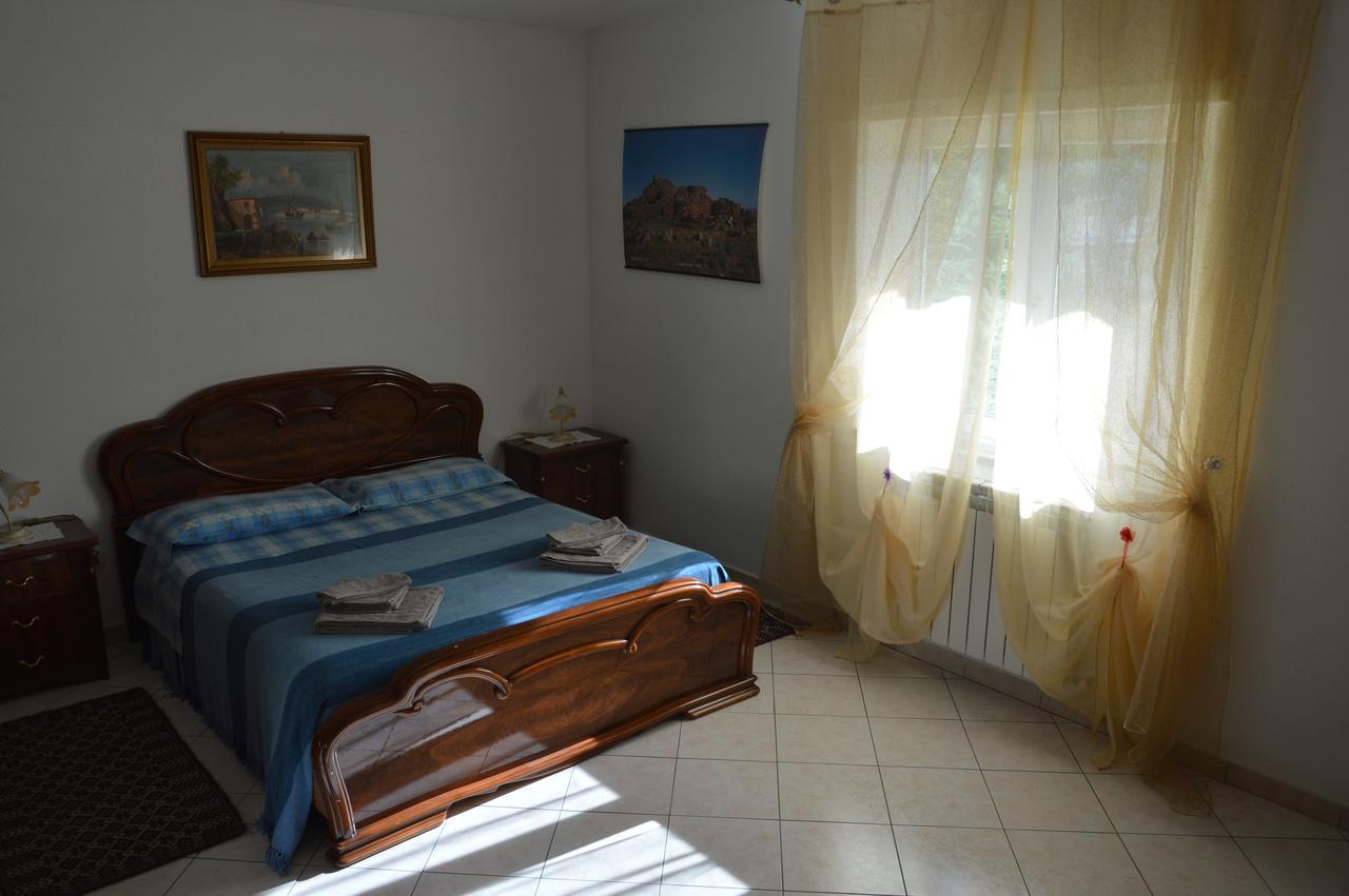 Pietro & Graziella Bed & Breakfast Sorgono ภายนอก รูปภาพ