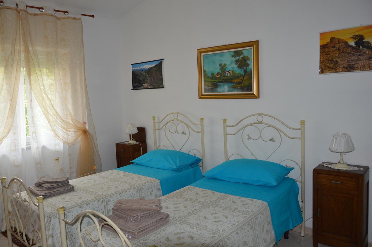 Pietro & Graziella Bed & Breakfast Sorgono ภายนอก รูปภาพ